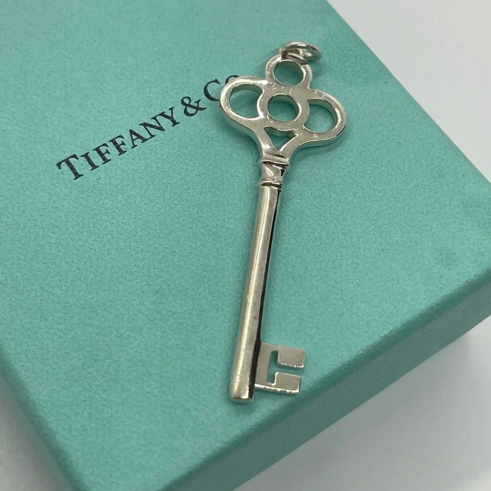 Tiffany & Co. Crown Key Pendant - Picture 4 of 8